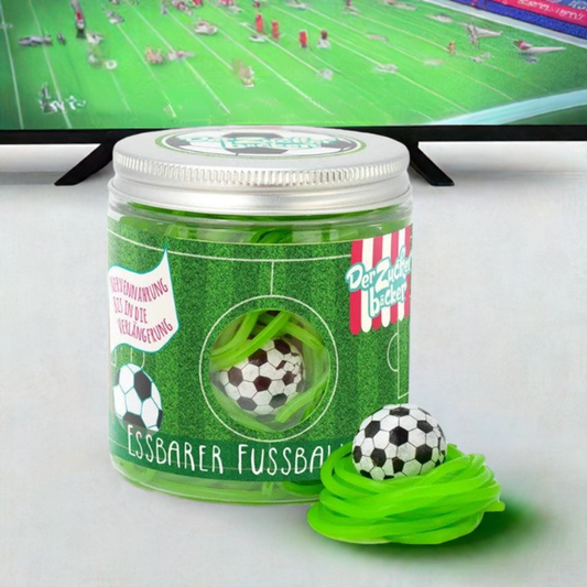 Geschenk für Fußballfans: Essbarer Fußballrasen | Der Zuckerbäcker